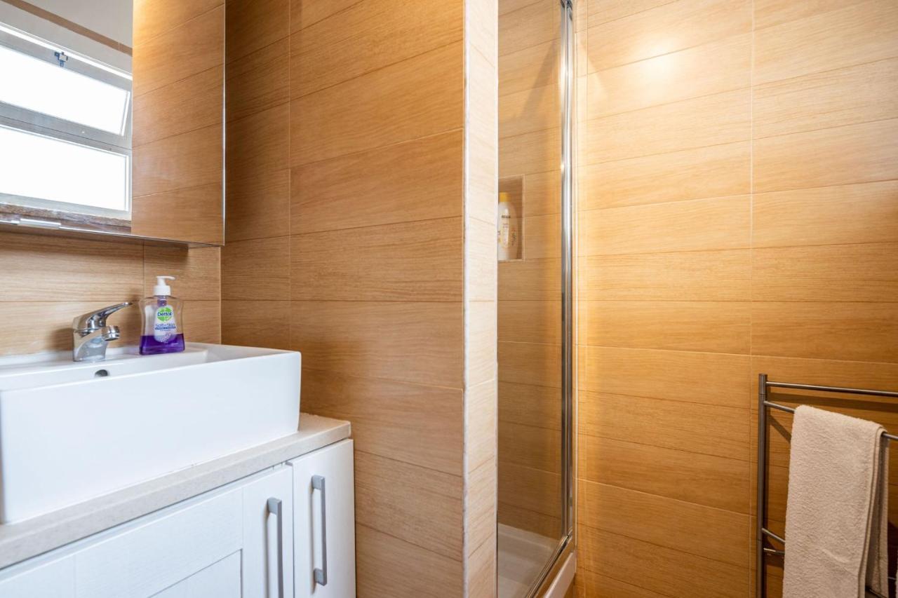 Lapa 3Bdr Duplex W/ Balcony By Lovelystay Lisboa 外观 照片