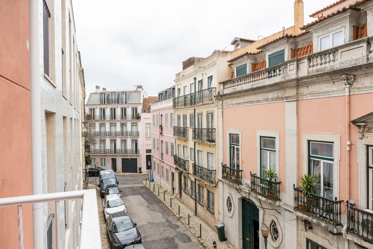 Lapa 3Bdr Duplex W/ Balcony By Lovelystay Lisboa 外观 照片