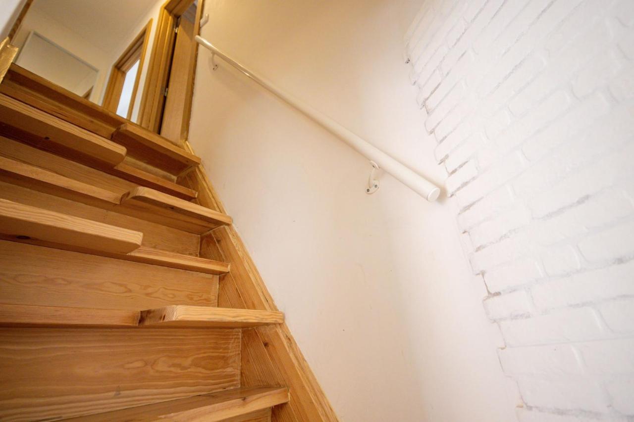 Lapa 3Bdr Duplex W/ Balcony By Lovelystay Lisboa 外观 照片
